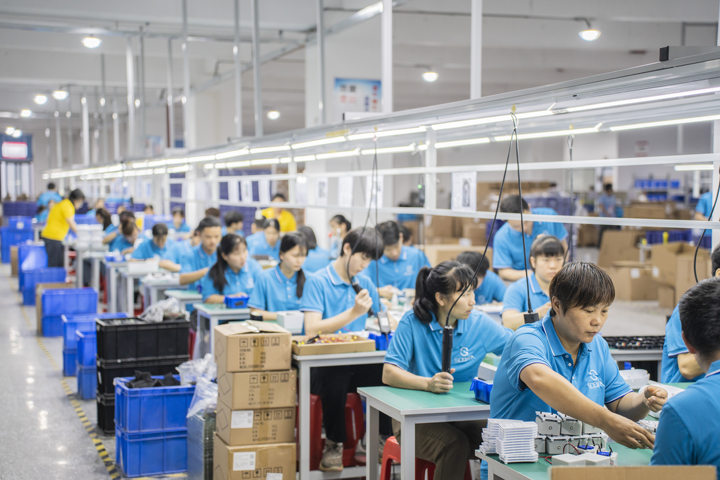 Soceli A807 intelligent car air freshener production line.
